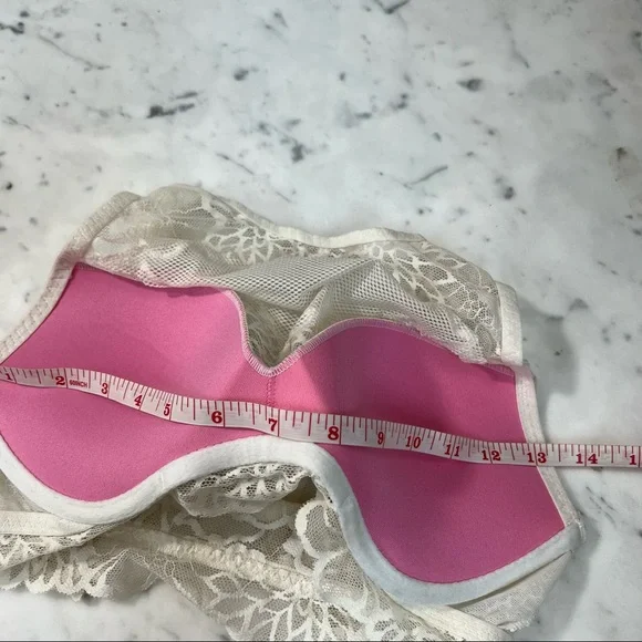 Victoria’s Secret Bralette High Neck Push Up Cream Lace (T) - Picture 6 of 7